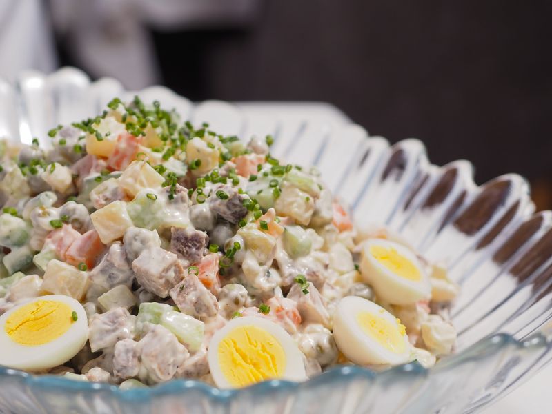 Salată de ton cu porumb